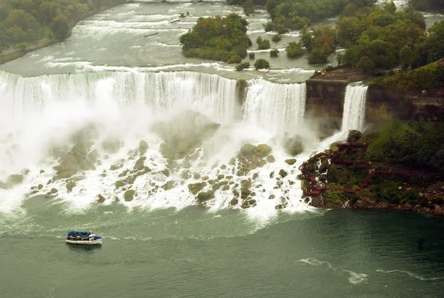 usa, niagara, fall american, fog, cataract, border, landscape, boat, ship, danger. 3 cross-border retention rules for Canadian brands selling into the US