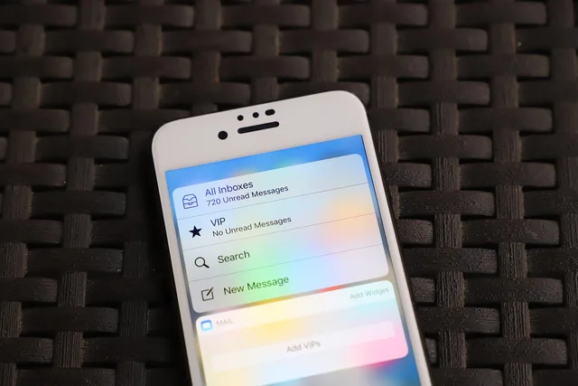 iphone, smartphone, social media, phone, mobile phone, icon, display, app, social networks, internet, social, email, mail, email, email, email, email, email. Ecommerce email marketing best practices for accessible email